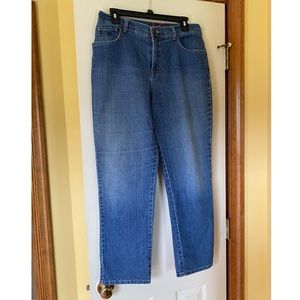Gloria Vanderbilt Blue jeans
